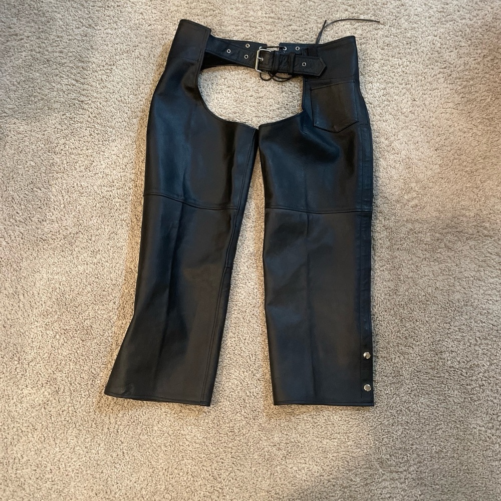 Highway Hawks Leather Motorcycle Chaps Biker Large L Side Zip Buckle Black 100%
